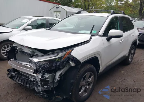 2025 Toyota Rav4 Xle z USA, uszkodzony, nr VIN 2T3P1RFV3SW558748